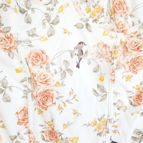 WeWoreWhat Ruffle Floral One Piece Swimsuit in White Womens Size S - Picture 6 of 11